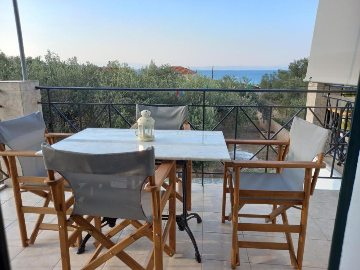 Flisvos Apartments Megalochori  Εξωτερικό φωτογραφία