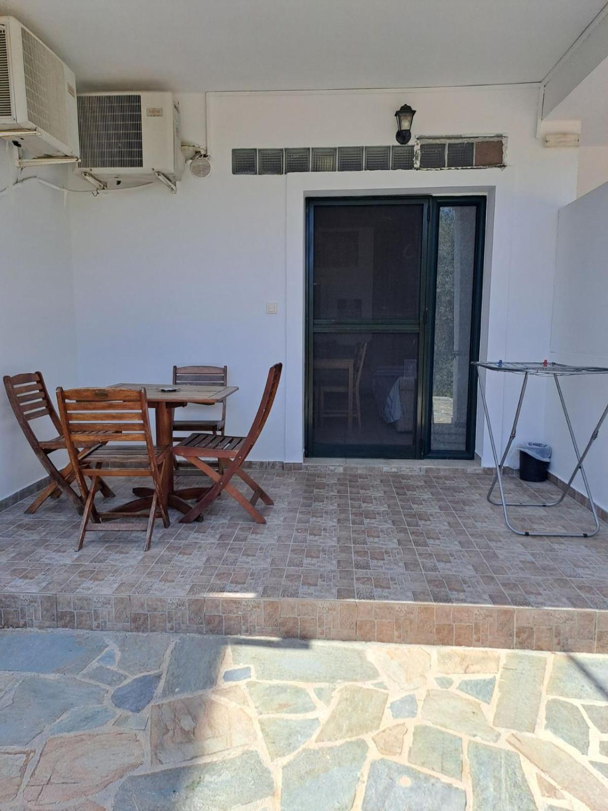 Flisvos Apartments Megalochori  Εξωτερικό φωτογραφία