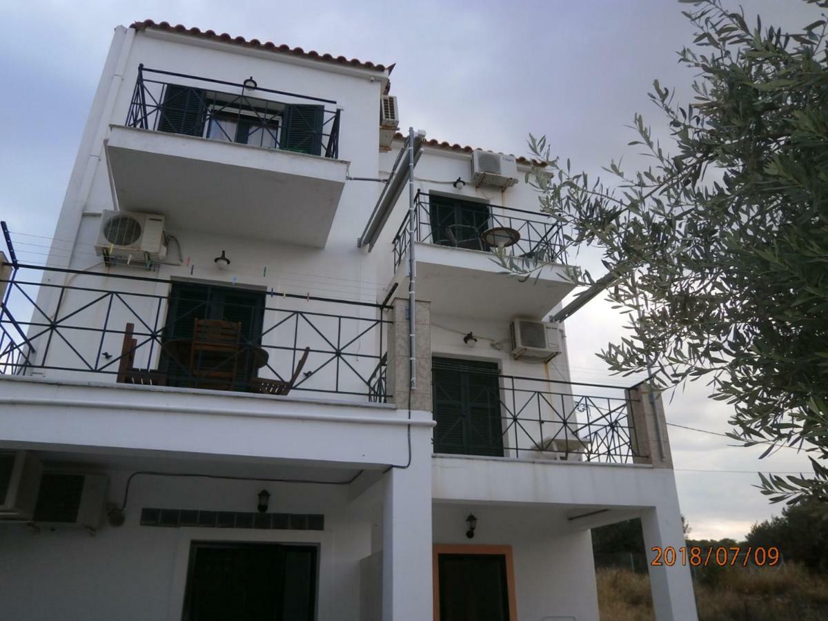 Flisvos Apartments Megalochori  Εξωτερικό φωτογραφία