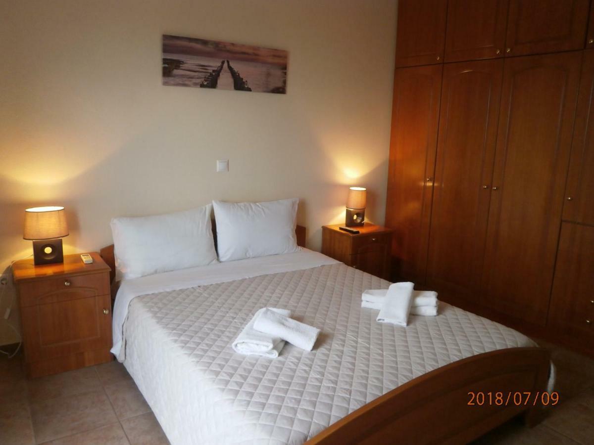 Flisvos Apartments Megalochori  Εξωτερικό φωτογραφία